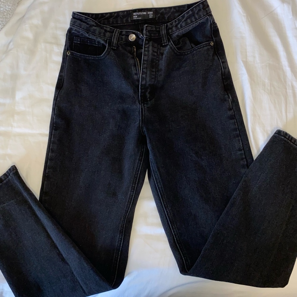 Pretty Little Thing Black Mom Jeans🖤
